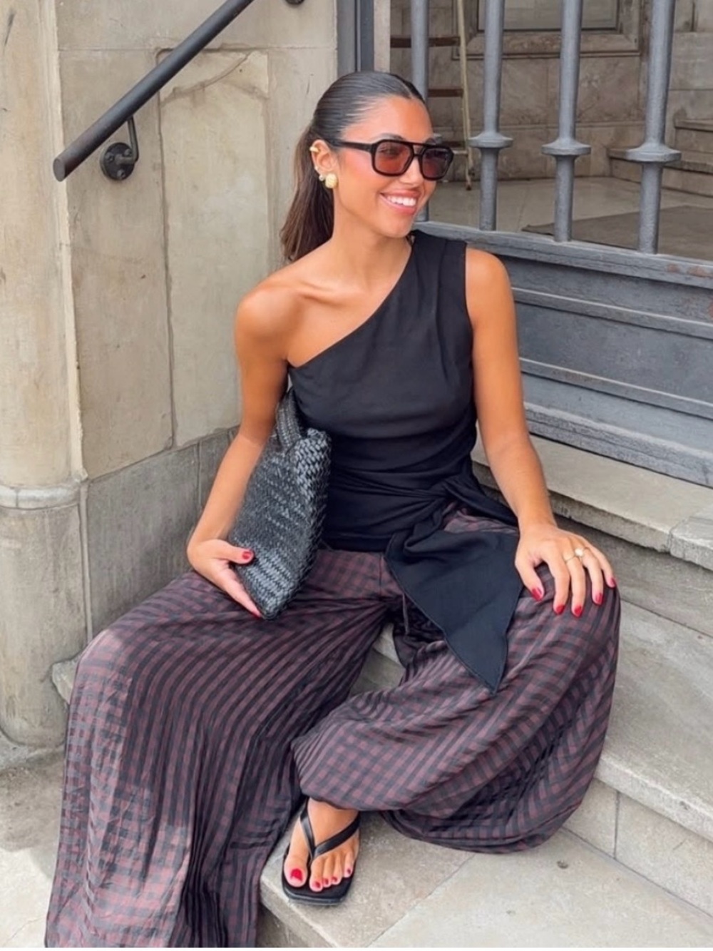 Zara Burgundy Checked Wide-Leg Pants - Picture 3 of 10